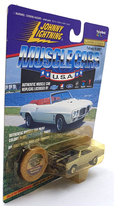 Johnny Lightning 1/64 Scale 200-02 Muscle Cars USA 1969 Plymouth Roadrunner