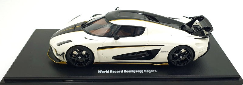 GT Spirit 1/18 Scale Resin GT913 - 2023 Koenigsegg Regera World Record - White