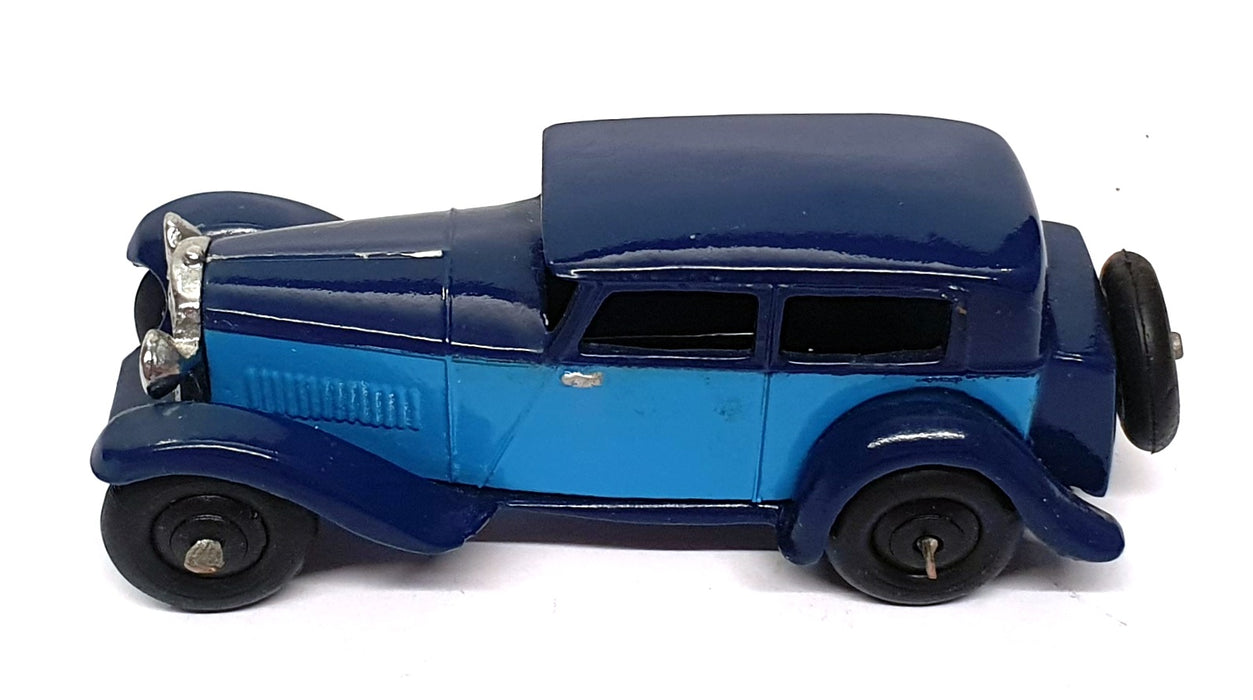 DG Models Dinky Toys Style DG001 - Aston Martin - 2-Tone Blue