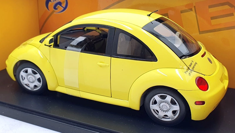 Gate 1/18 Scale Diecast 01036 - VW New Beetle Coupe 1998 - Yellow