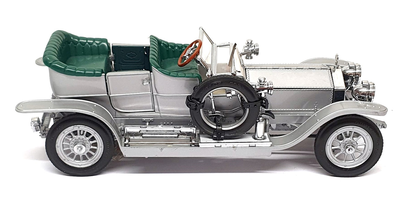 Franklin Mint 1/24 Scale 17626E - 1907 Rolls Royce Silver Ghost - Silver
