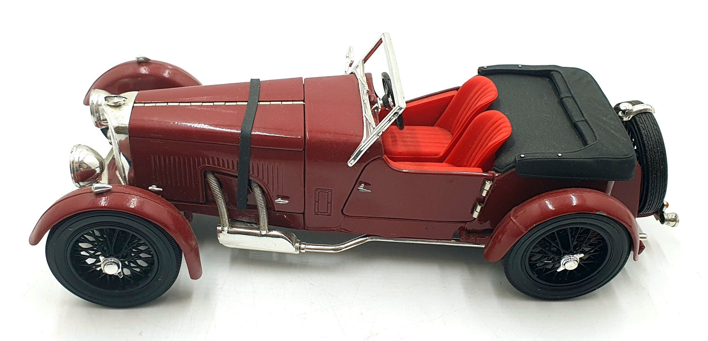 Signature 1/18 Scale Diecast 22426A - 1934 Aston Martin - Red