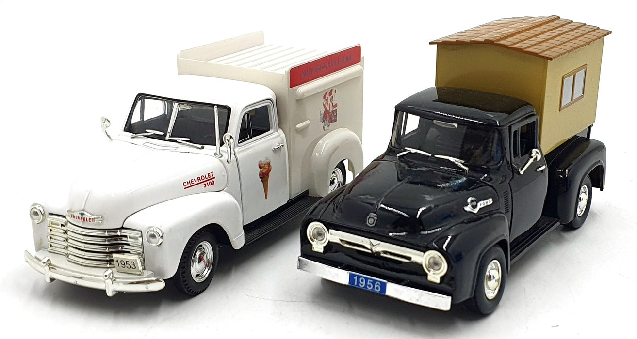 Signature 1/32 Scale VTY7 1953 Chevrolet Ice Cream Truck 1956 Ford Camper Truck