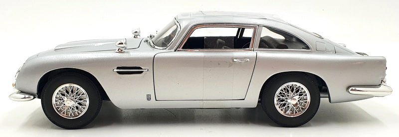 Auto World 1/18 Scale Diecast AWSS131 - 007 Aston Martin DB5 James Bond - Silver