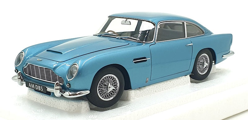 Autoart 1/18 Scale Diecast 70288 - Aston Martin DB5 - Caribbean Pearl/Blue