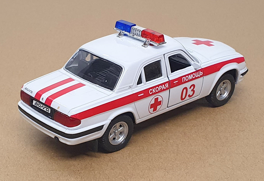 Welly 1/43 Scale Pull Back & Go 4066 - Bonra 31105 Russian Ambulance - White/Red