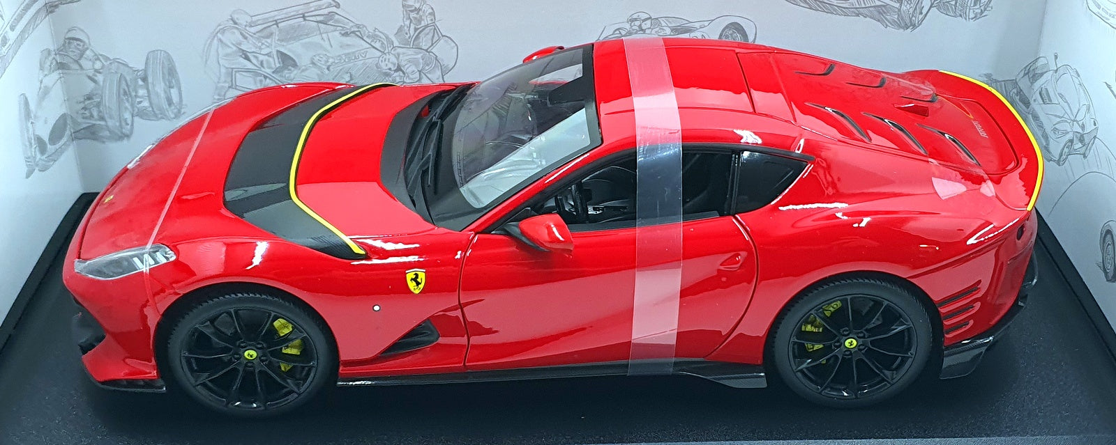 Burago 1/18 Scale Diecast 18-16019 - Ferrari 812 Competizione - Red