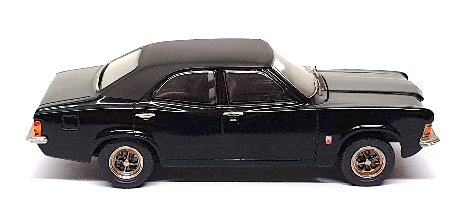Abbey Classics 1/43 Scale AC04B Ford Cortina Mk3 Saloon - Black/Black Vinyl Roof