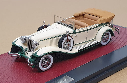 Matrix 1/43 Scale MX40307-011 - 1931 Cord L-29 Pheaton - White/Green