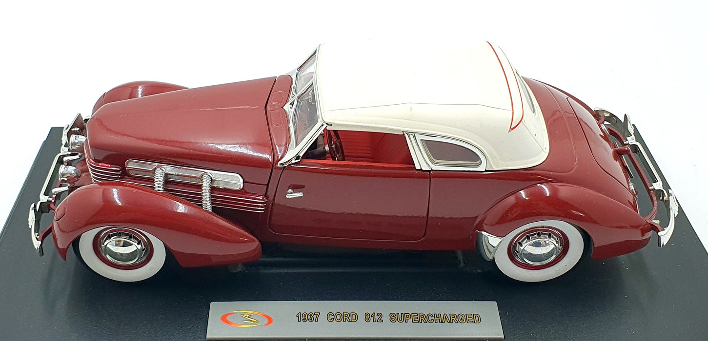 Signature 1/18 Scale 18112 - 1937 Cord 812 Supercharged - Red