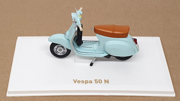 Norev 1/18 Scale 182081 - Vespa 50 N Scooter Motorbike - Aquamarine Blue