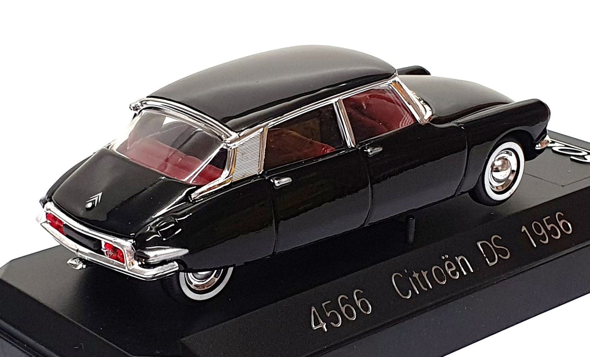 Solido 1/43 Scale Diecast 4566 - 1956 Citroen DS - Black