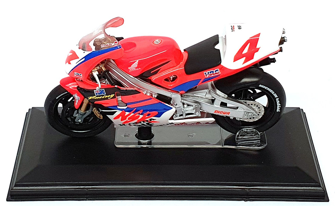 Italeri 1/24 Scale MB009 - Honda 500cc World Champ 1994 #4 Doohan