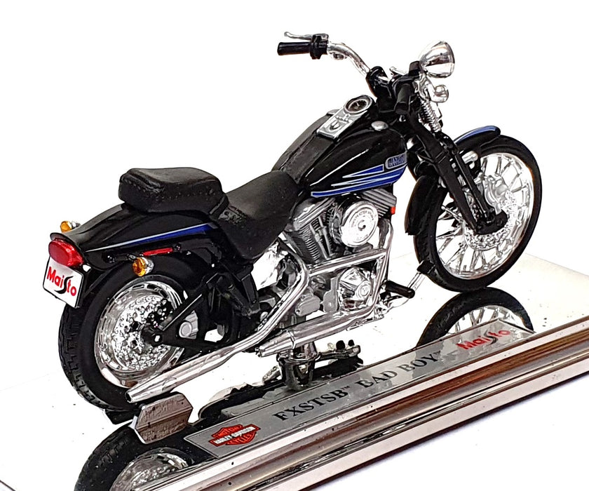 Maisto 1/18 Scale 39360 - Harley Davidson FXSTSB Bad Boy - Met. Blue