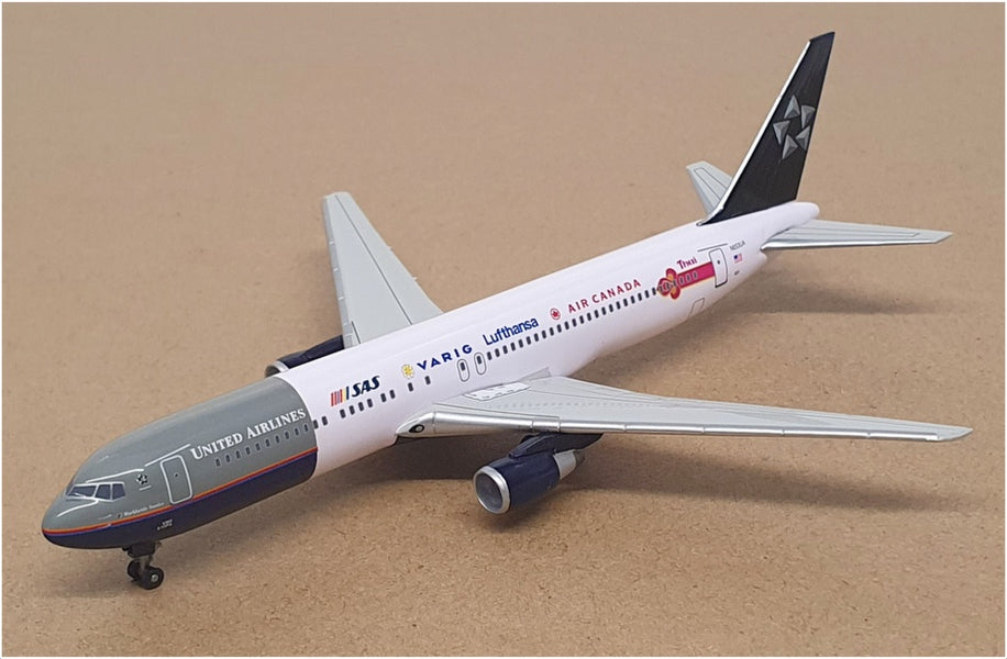 Dragon Wings 1/400 Scale 55436 - Boeing 767-322 Aircraft United