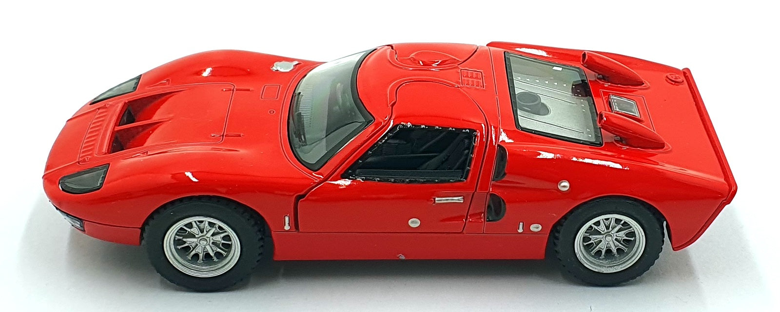 Kinsmart 1/32 Scale Pull Back & Go TY6953 - 1966 Ford GT40 - Red