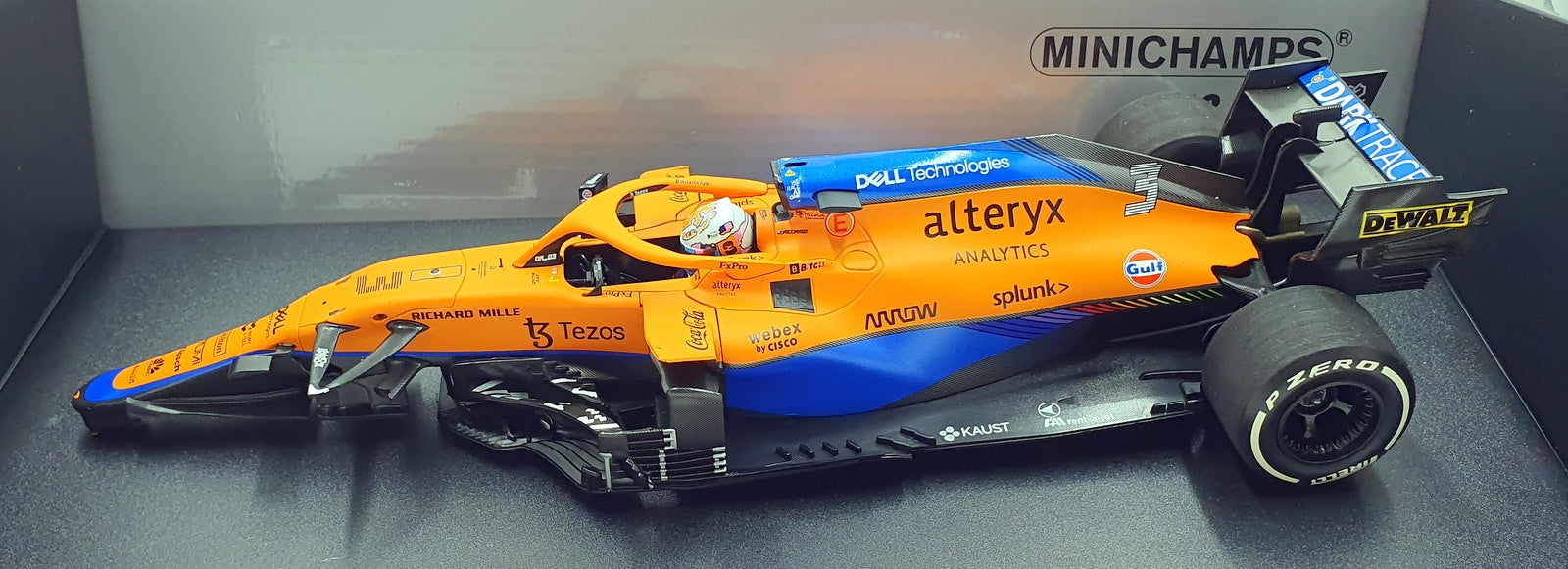 Minichamps 1/18 Scale 530 213303 - McLaren F1 MCL35M D.Ricciardo #3 Italy 2021