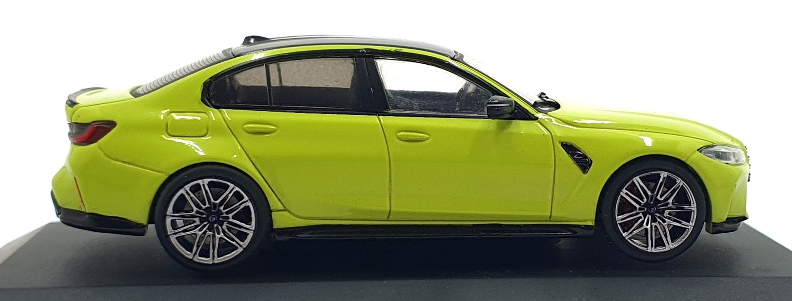 Solido 1/43 Scale Diecast S4315303 - BMW M3 Sedan Competition - Green