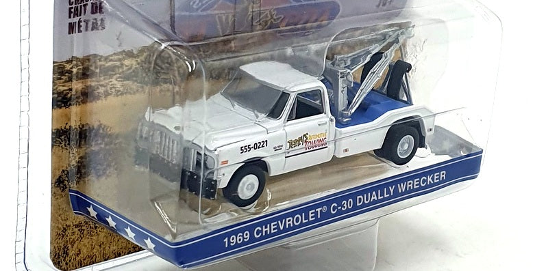 Greenlight 1/64 Scale 44965-B Fall Guy 1969 Chevrolet C-30 Dually Wrecker White