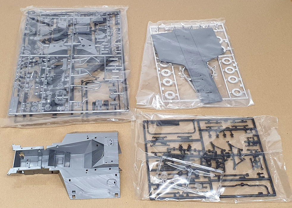 Tamiya 1/12 Scale Unbuilt Kit BS1221 - F1 Tyrrell P34 Six Wheeler Race Car
