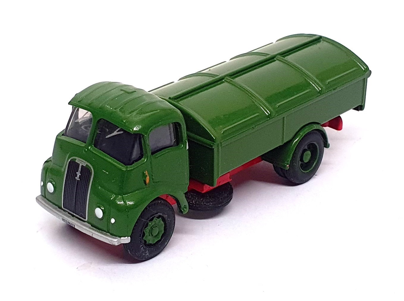 Base Toys 1/76 Scale TT-01 - Thornycroft Trident Refuse Truck - Green