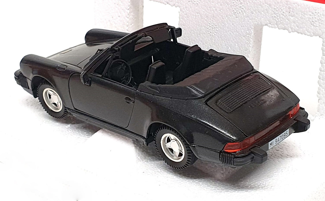Polistil 1/25 Scale Diecast PL911B - Porsche 911 Cabriolet - Black