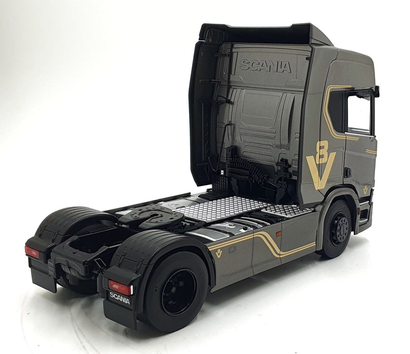 Ixo 1/18 Scale PCL30223 - Scania R500 Truck - Met. Grey