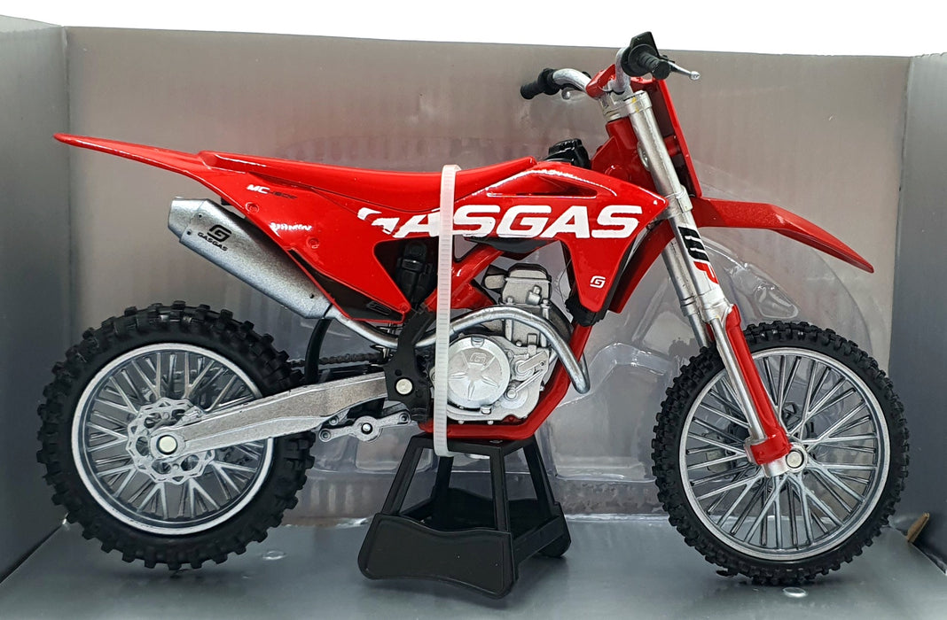NewRay 1/12 Scale 58293 - GASGAS MC 450F Motorbike - Red