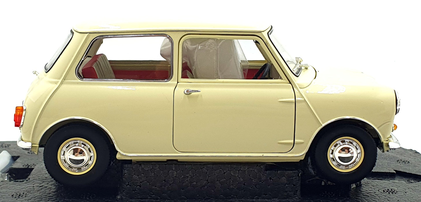 Kyosho 1/18 Scale 08964W - Morris Mini Minor - White