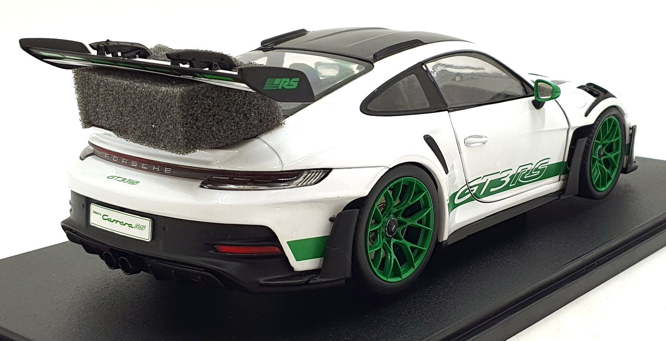 Solido 1/18 Scale Diecast S1812107 - 2024 Porsche 911 GT3 RS - White