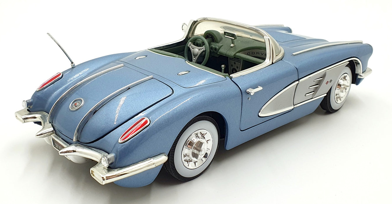 Motor Max 1/18 Scale Diecast 14126Q - 1958 Chevrolet Corvette -Blue/Silver