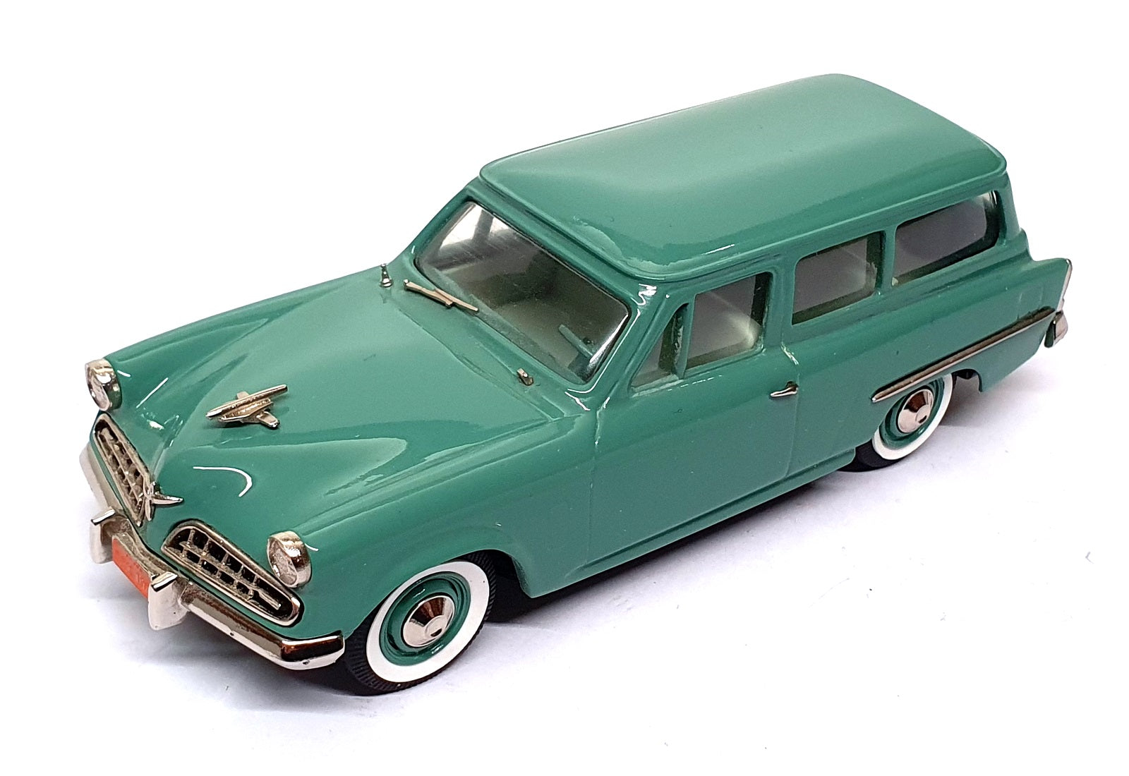 Brooklin 1/43 Scale BRK107 - 1954 Studebaker Conestoga 2Dr Station Wagon - Green
