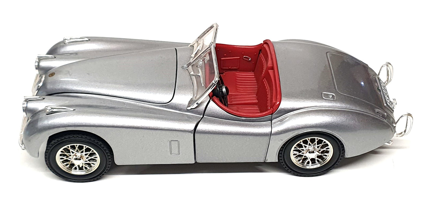 Ertl 1/18 Scale Diecast 31025J - Jaguar XK120 - Silver
