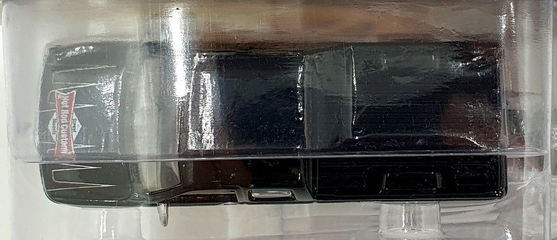 Johnny Lightning 1/64 Scale JLBT018A 2002 Chevy Silverado with Tow Dolly Hot Rod