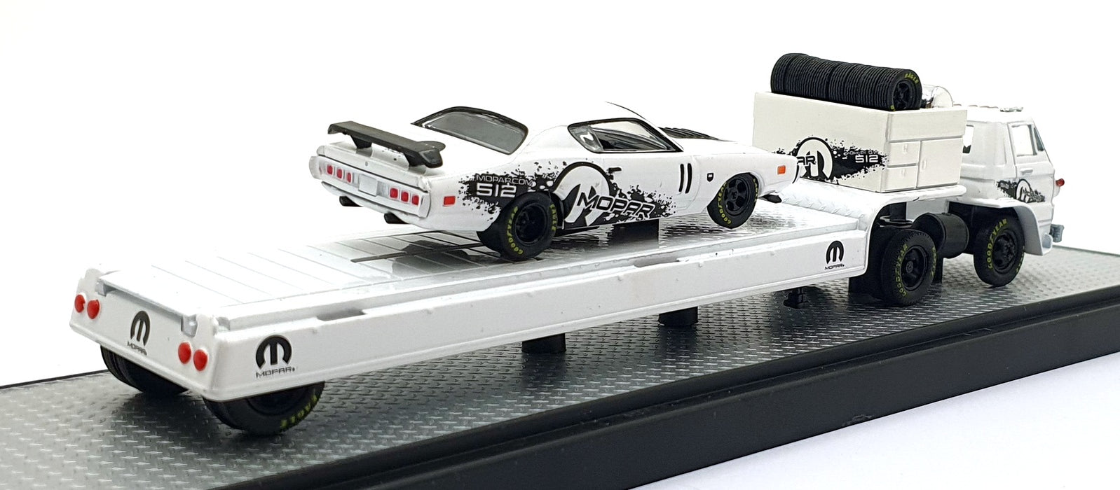 Castline M2 Machines 1/64 Scale R31 '69 Dodge L600 & '71 Dodge Charger R/T HEMI