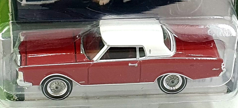 Johnny Lightning 1/64 Scale JLCG019 - 1969 Lincoln Continental Mark III