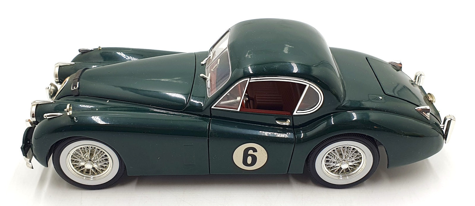 Signature 1/18 Scale Diecast 23426R - 1949 Jaguar XK120 #6 - Green