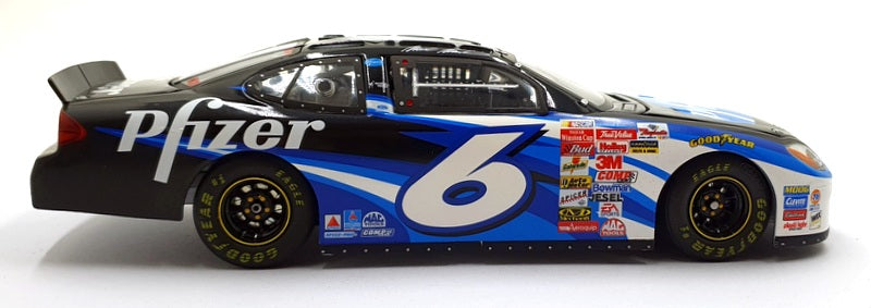 Team Caliber 1/24 Scale 0062049PF - Ford Taurus Nascar #6 Pfizer Black - Martin