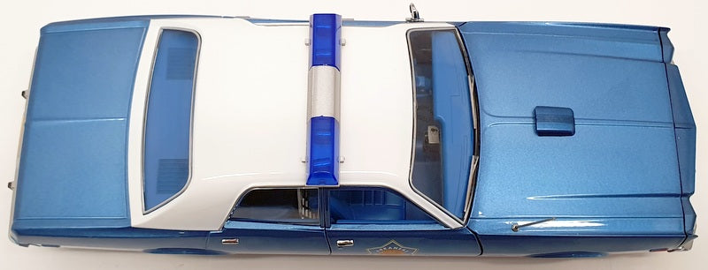 Greenlight 1/18 Scale Model Car 19044 - 1975 Plymouth Fury Police Pursuit