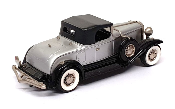 Brooklin 1/43 Scale BRK88 001 - 1931 Studebaker President - Silver/Charcoal