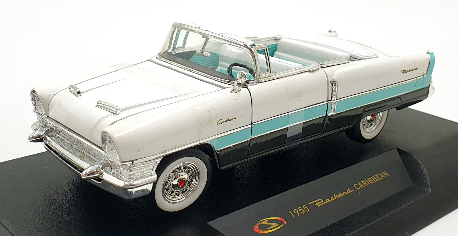 Signature Models 1/32 Scale 1234 - 1955 Packard Caribbean - White