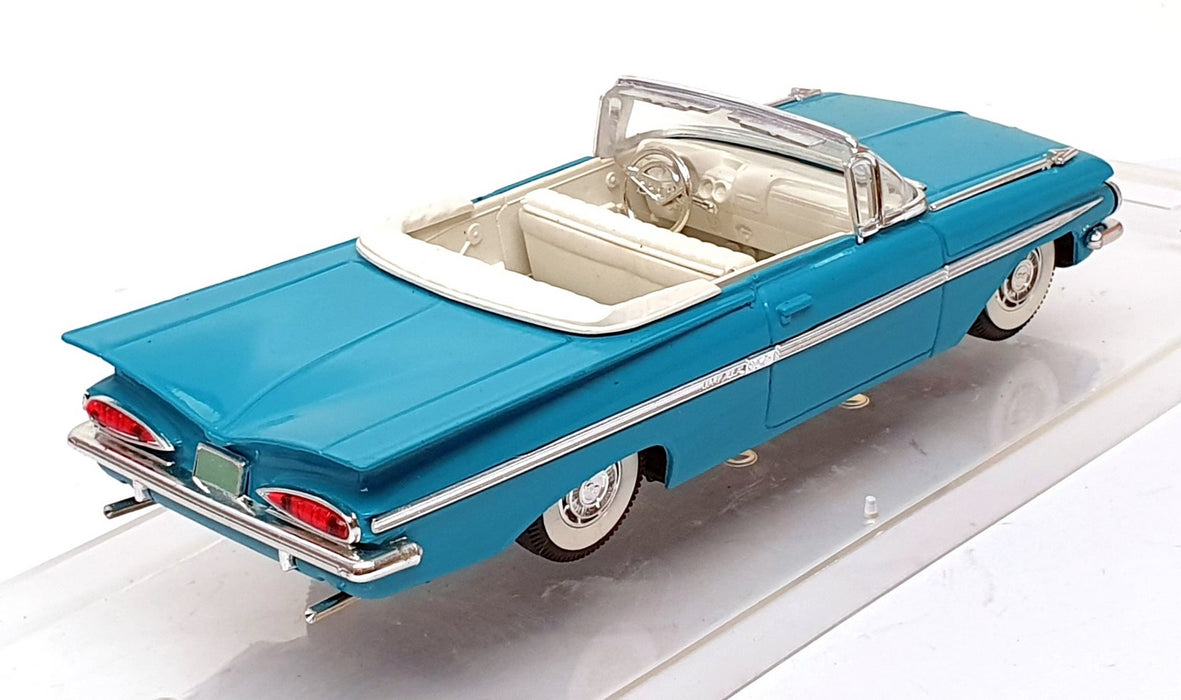 Vitesse 1/43 Scale 390 - 1960 Chevrolet Impala Open Convertible - Blue