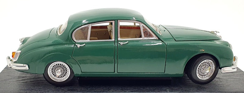 Maisto 1/18 Scale Diecast 31833 - 1959 Jaguar Mk2 - Green