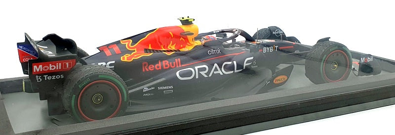 Spark 1/18 Scale 18S778 Oracle Red Bull RB18 Singapore F1 2022 #11 S.Perez