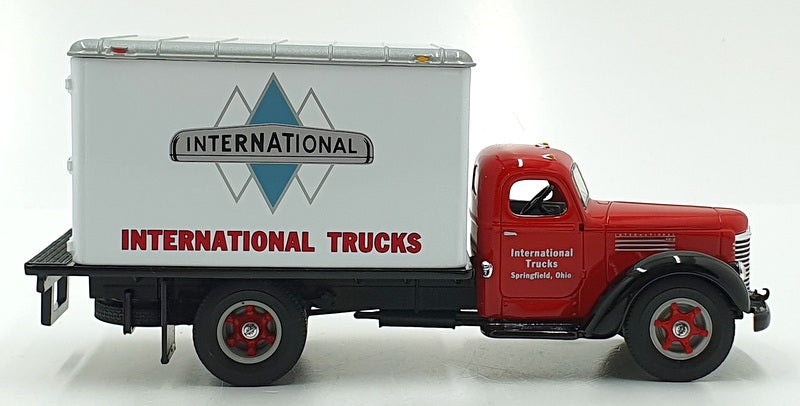First Gear 1/34 Scale 19-2075 1959 International RF200 Tractor Trailer La Crosse - R.M.Toys Ltd First Gear 1/34 Scale 19-2075 1959 International RF200 Tractor Trailer La Crosse - R.M.Toys Ltd