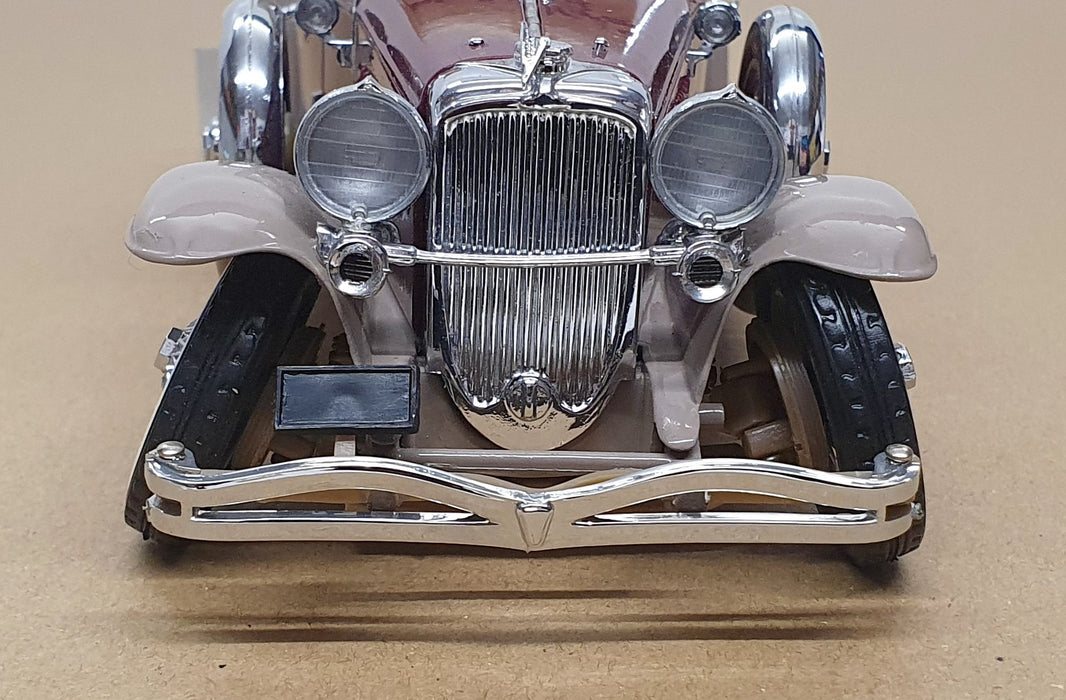 Franklin Mint 1/24 Scale 19626E - 1930 Duesenberg J Derham - Maroon/Beige