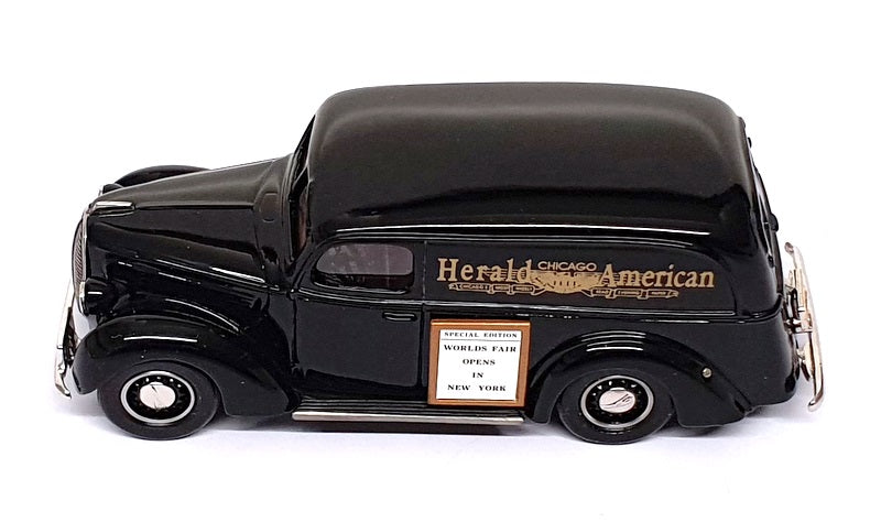 Durham Classics 1/43 Scale DCL04B - 1939 Ford Panel Van Chicago Herald American