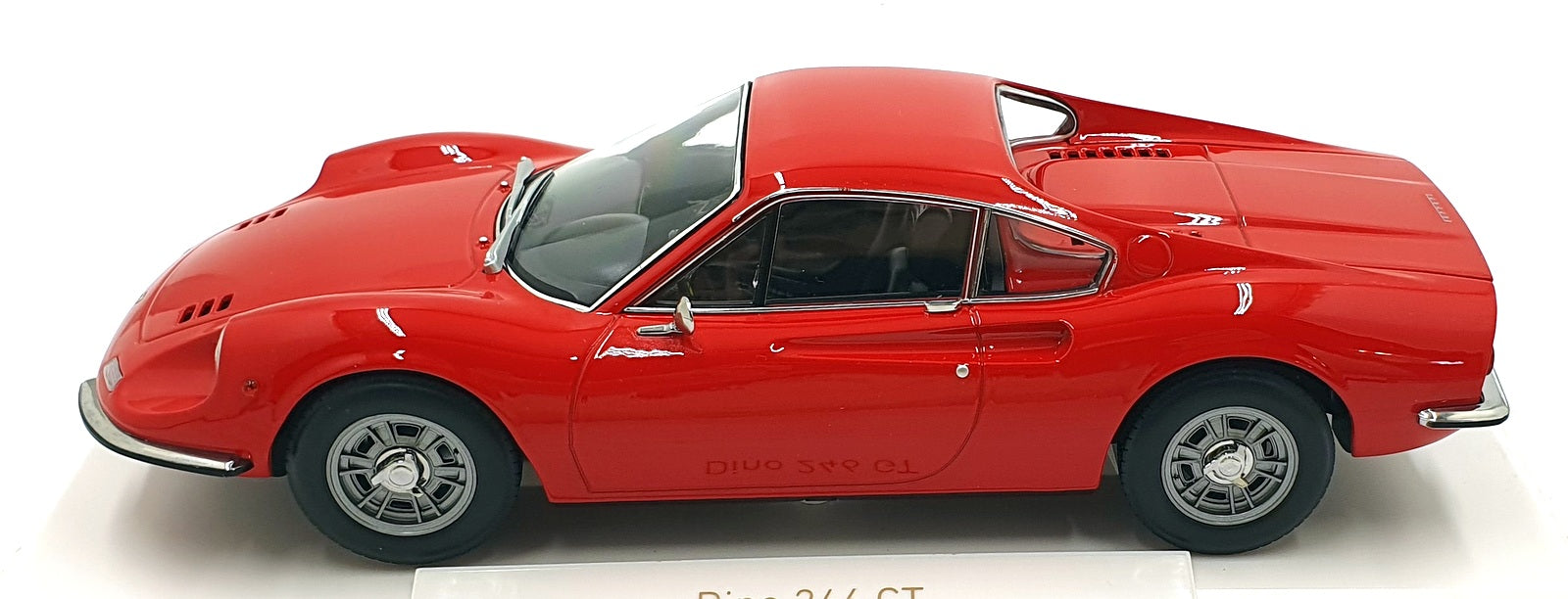 Norev 1/18 Scale Diecast 187800 - 1968 Dino 246 GT - Red