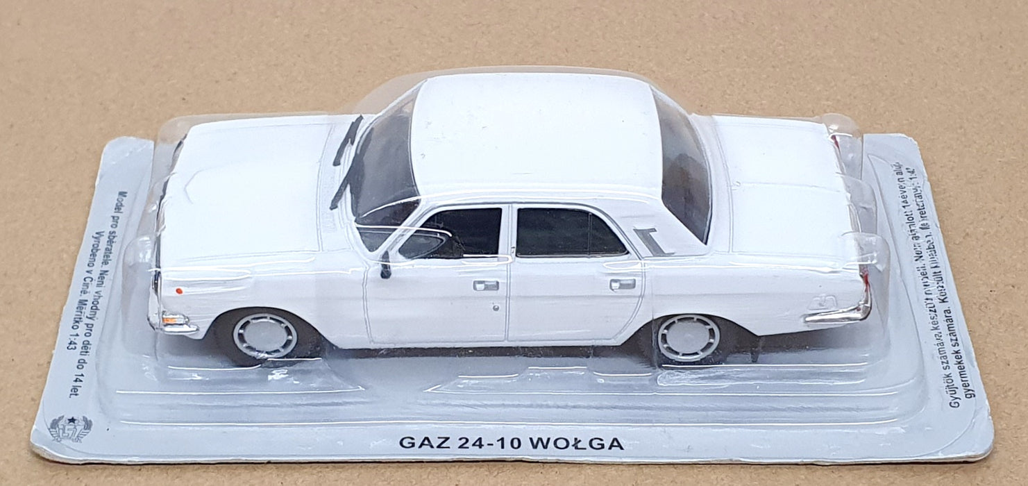 Altaya 1/43 Scale Diecast SOV05E - Russian GAZ 24-10 Volga - White