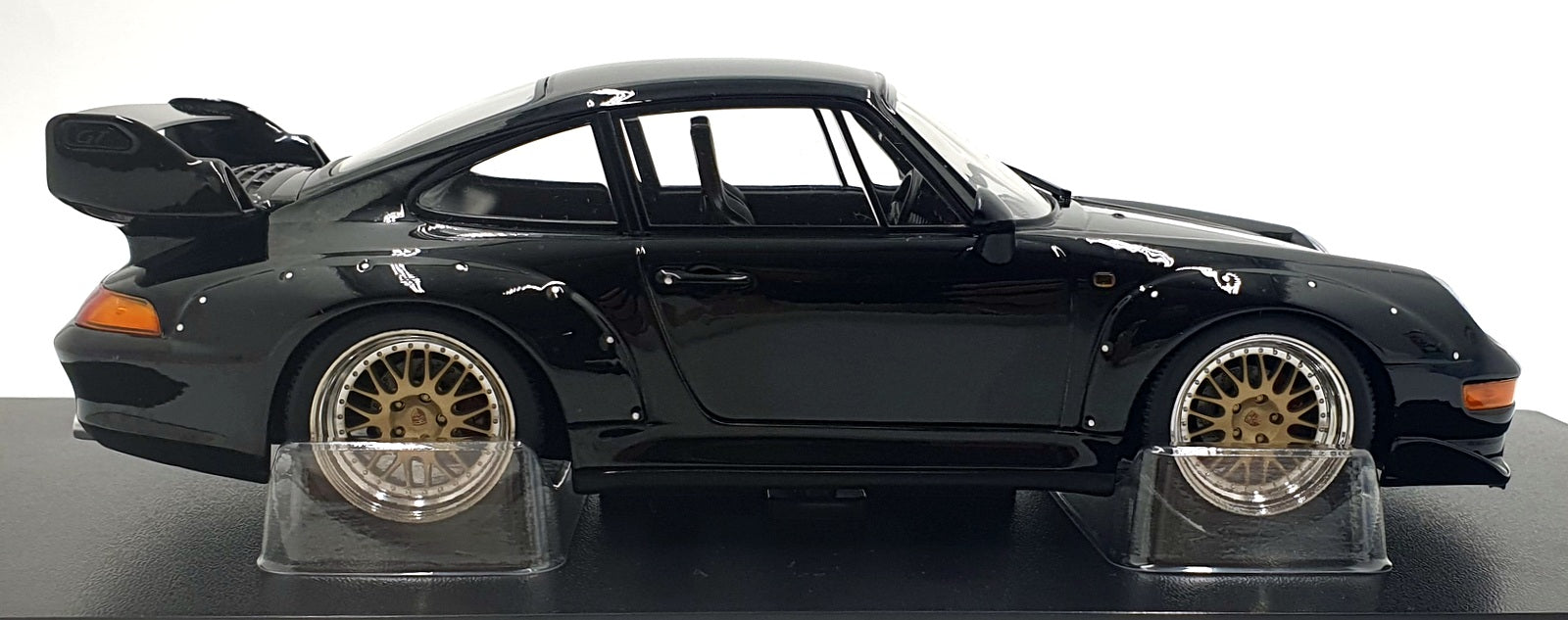 KK Scale 1/18 Scale KKDC181426B - 1996 Porsche 911 (993) GT2 - Black